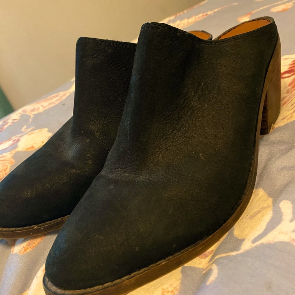 Lucky brand leather mules black 9.5